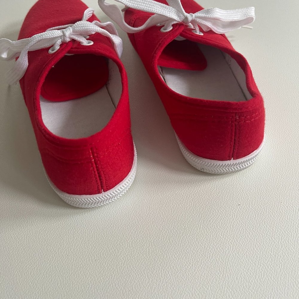 Women's Red Canvas Lace-up Shoes Sz 5 - Picture 4 of 7